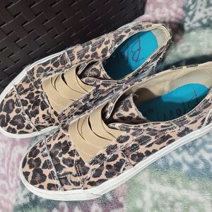 Blowfish Women's Leopard Print Slip-On Sneakers